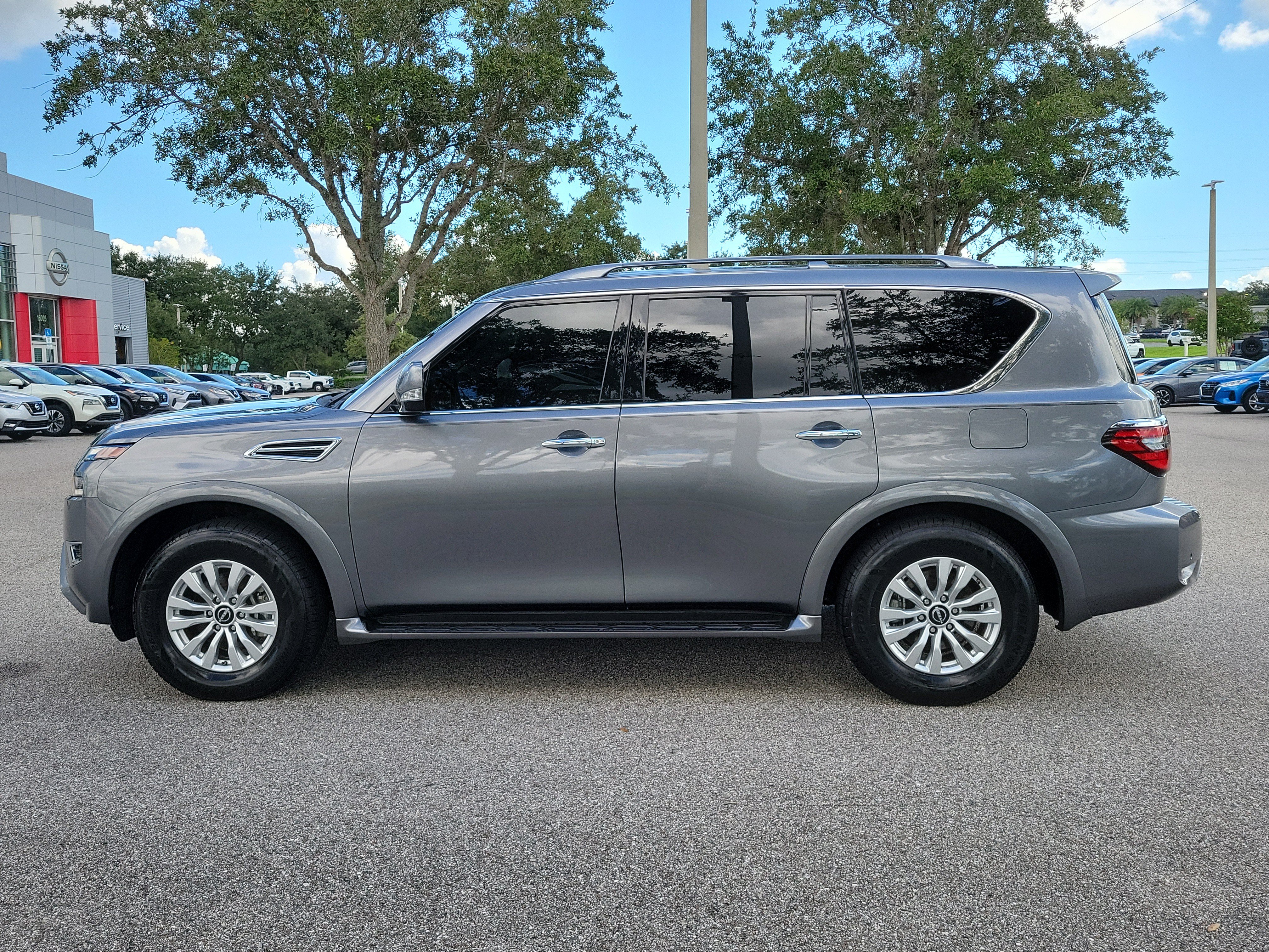 Certified 2023 Nissan Armada SV w/ Cargo Package RWD image 8