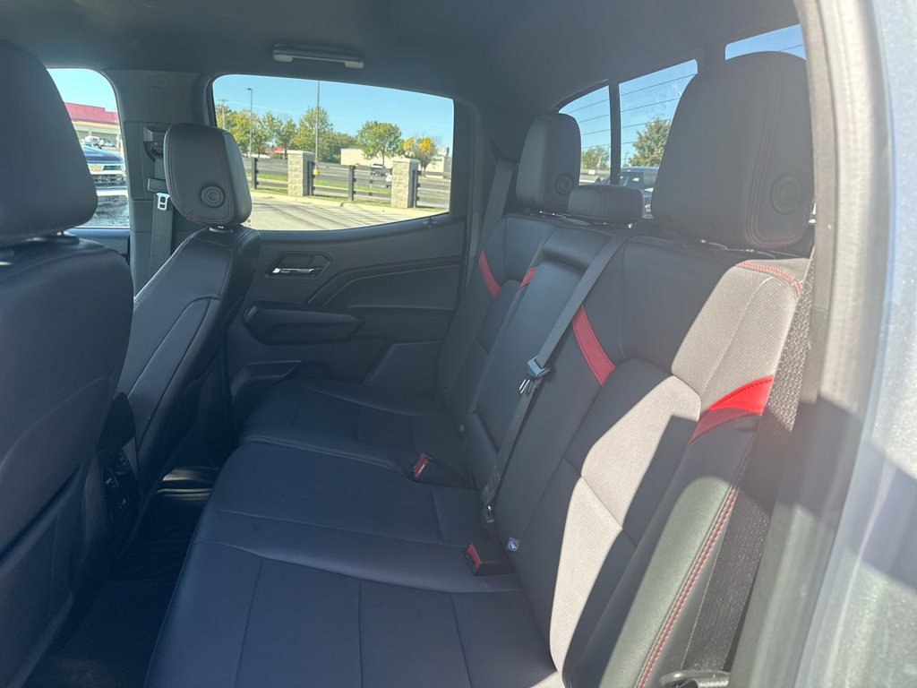 Used 2024 Chevrolet Colorado Z71 w/ Z71 Convenience Package 2 AWD/4WD image 19
