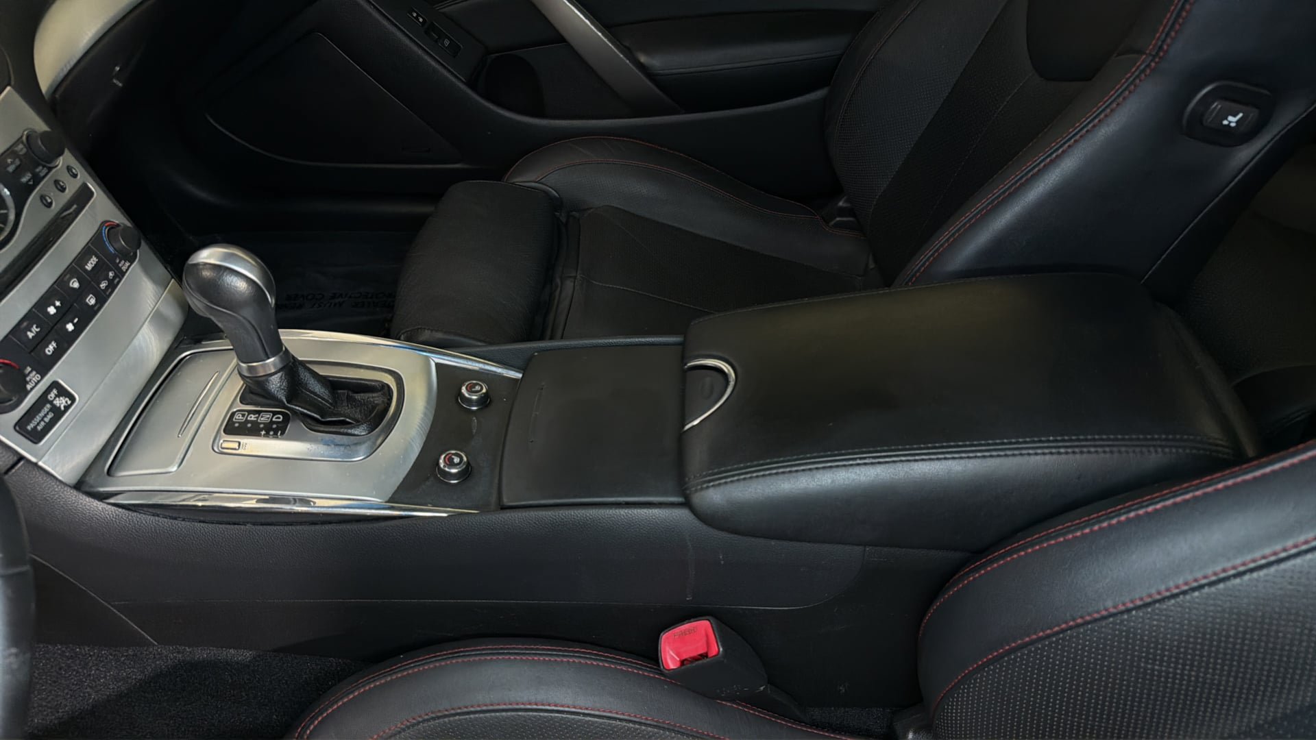 Used 2015 INFINITI Q60 Sport Limited RWD image 26