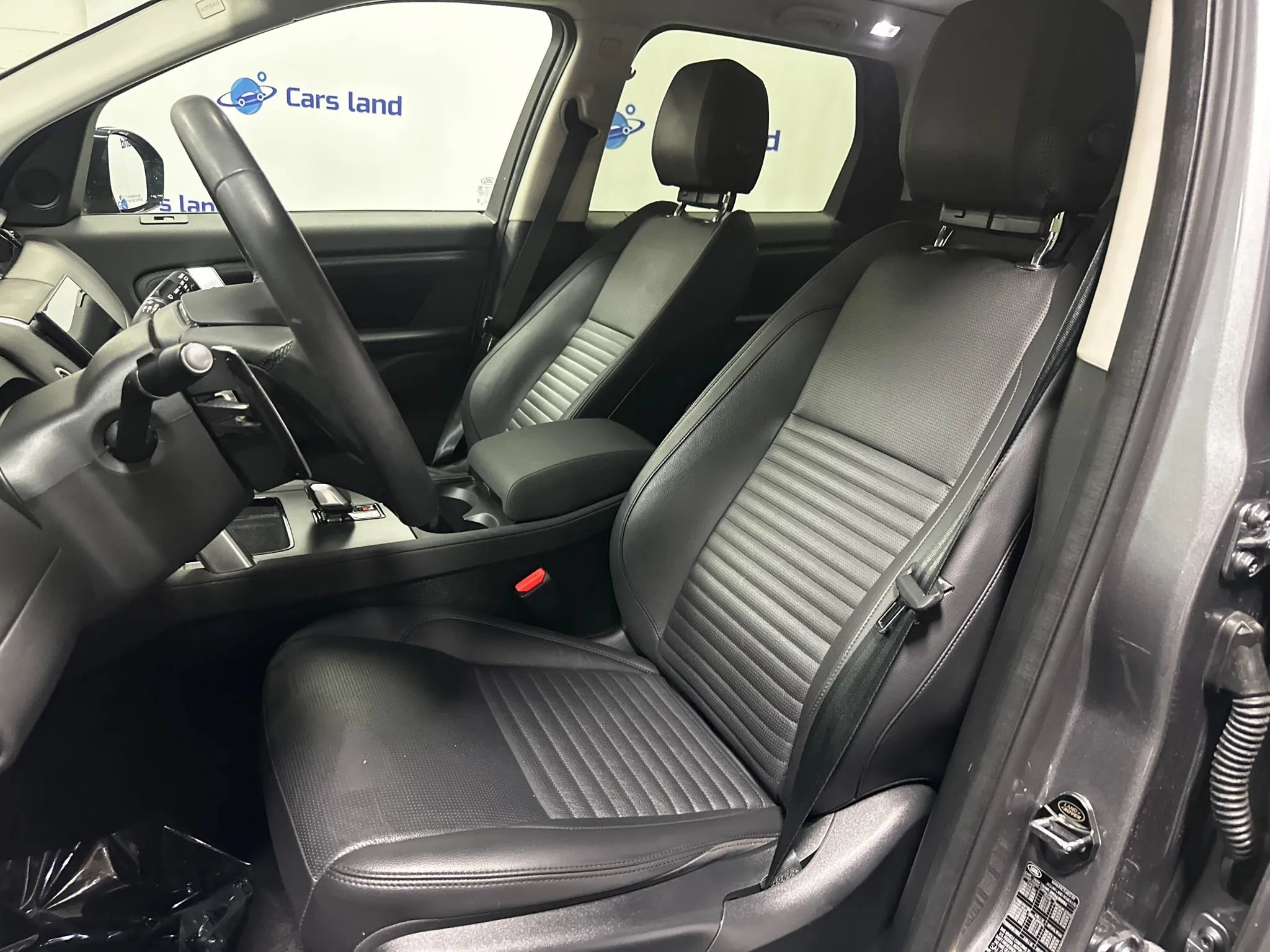 Used 2025 Land Rover Discovery Sport S AWD/4WD image 10
