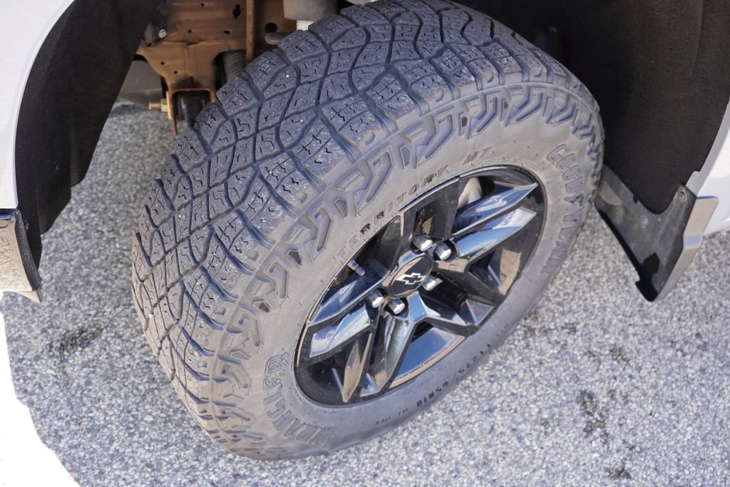 Certified 2024 Chevrolet Silverado 1500 LT Trail Boss AWD/4WD image 13