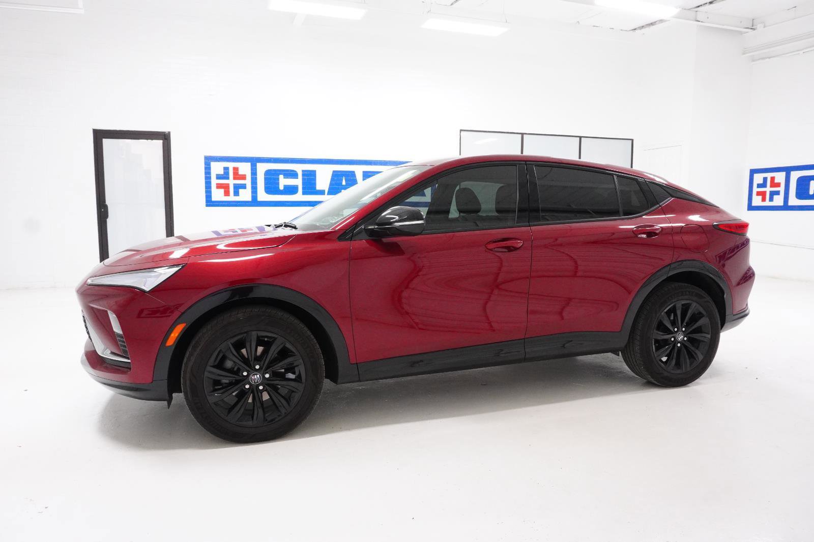 Used 2024 Buick Envista Sport Touring w/ Convenience II Package image 11