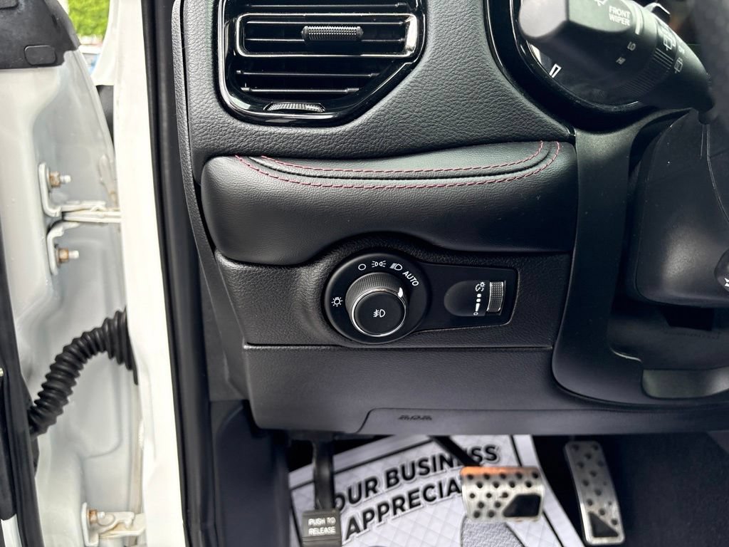 Certified 2021 Dodge Durango R/T w/ Blacktop Package AWD/4WD image 19