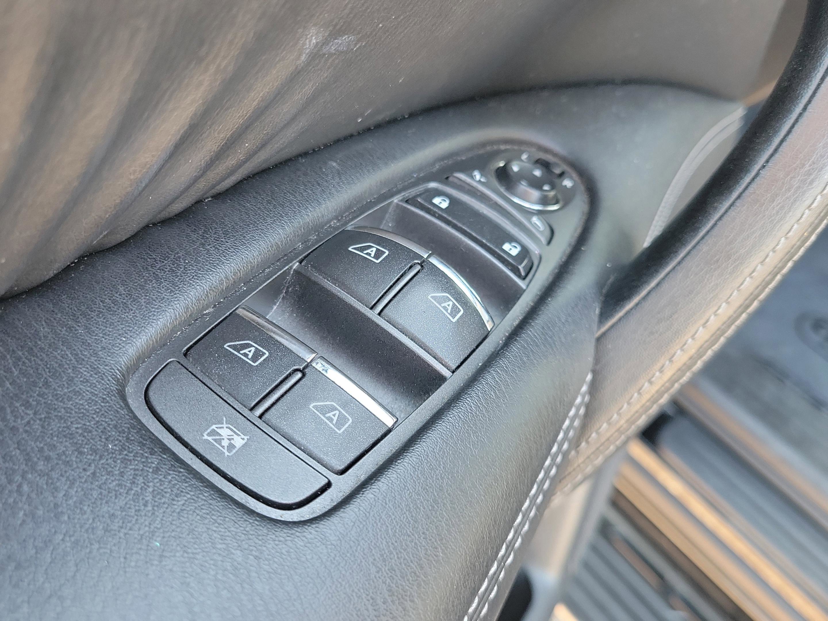 Certified 2020 Nissan Armada SL w/ Premium Package image 23