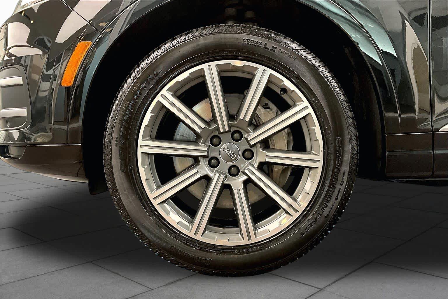 Used 2019 Audi Q7 2.0T Premium Plus w/ Premium Plus Package AWD/4WD image 10