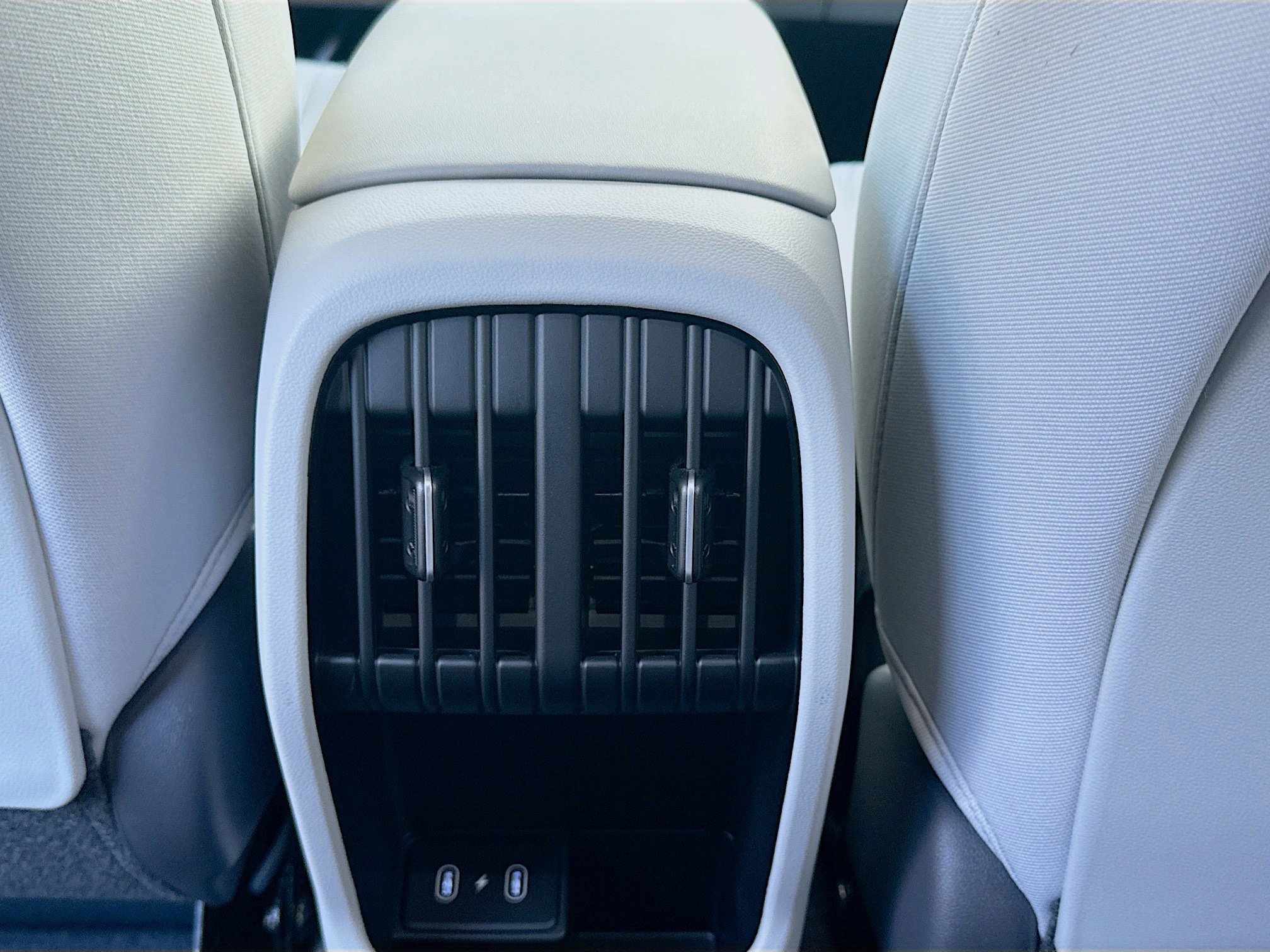 Certified 2024 Hyundai Kona SEL w/ Convenience Package image 20