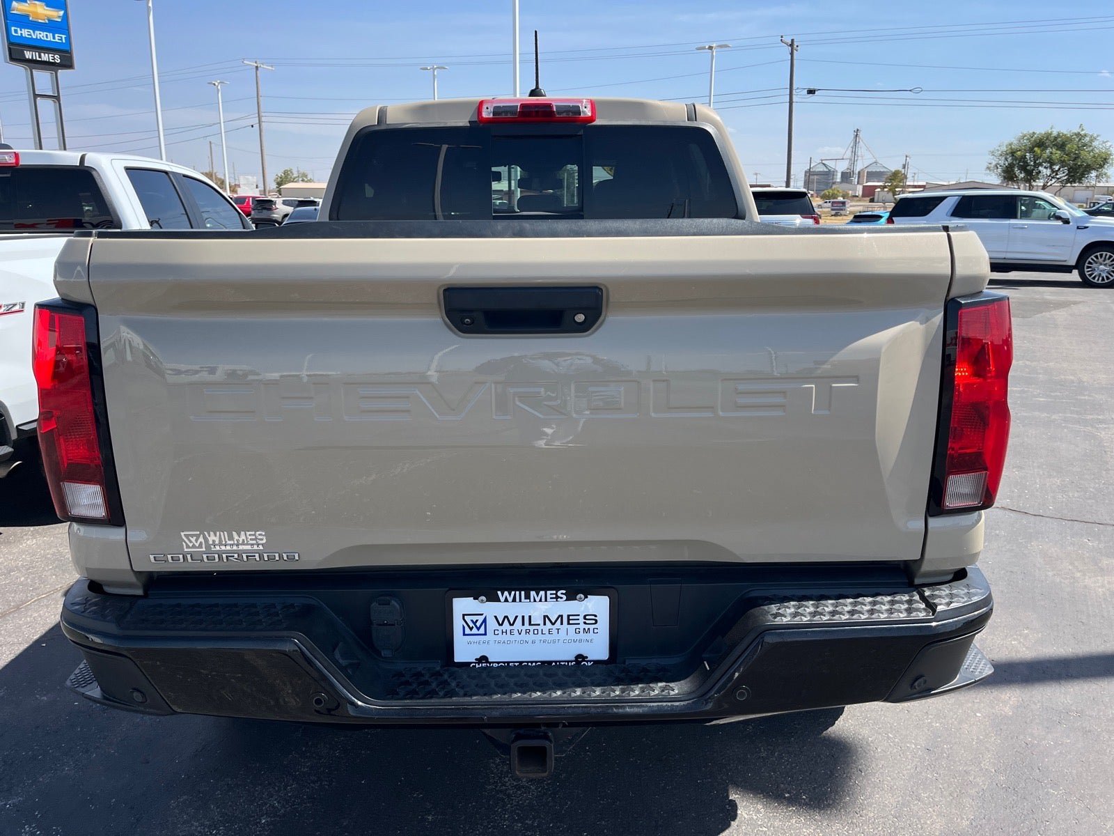 Used 2024 Chevrolet Colorado Trail Boss w/ Advanced Trailering Package AWD/4WD image 5