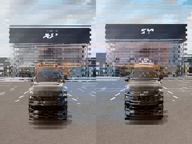 New 2025 Kia K5 LXS image 2