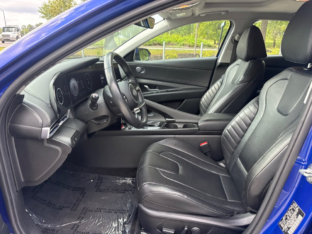Used 2024 Hyundai Elantra Limited FWD image 12