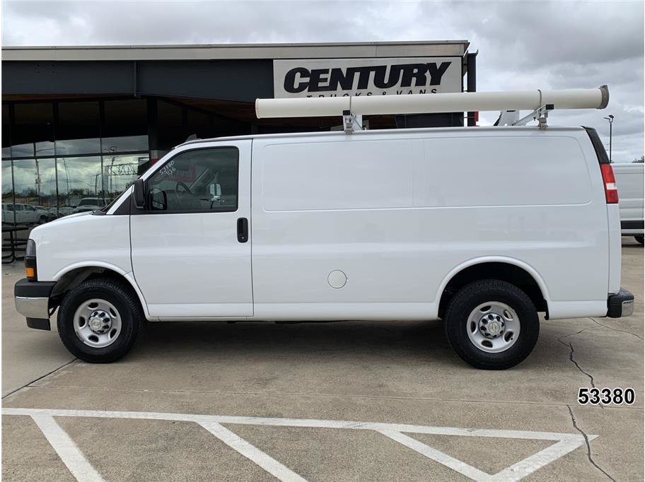 Used 2021 Chevrolet Express 2500 w/ Driver Convenience Package RWD image 4