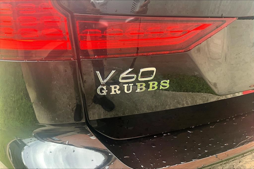 Certified 2025 Volvo V60 B5 Cross Country Plus AWD/4WD image 43