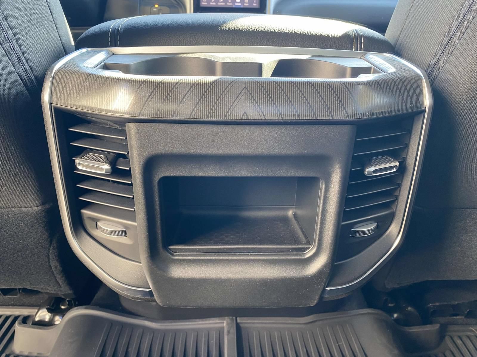New 2026 RAM 2500 Big Horn AWD/4WD image 12