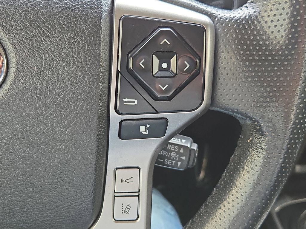 Used 2023 Toyota 4Runner SR5 Premium w/ Moonroof Package image 32