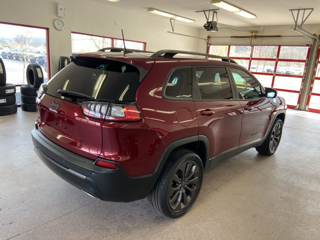 Used 2021 Jeep Cherokee Latitude Lux 80th Anniv w/ Quick Order Package 26U 80TH image 18