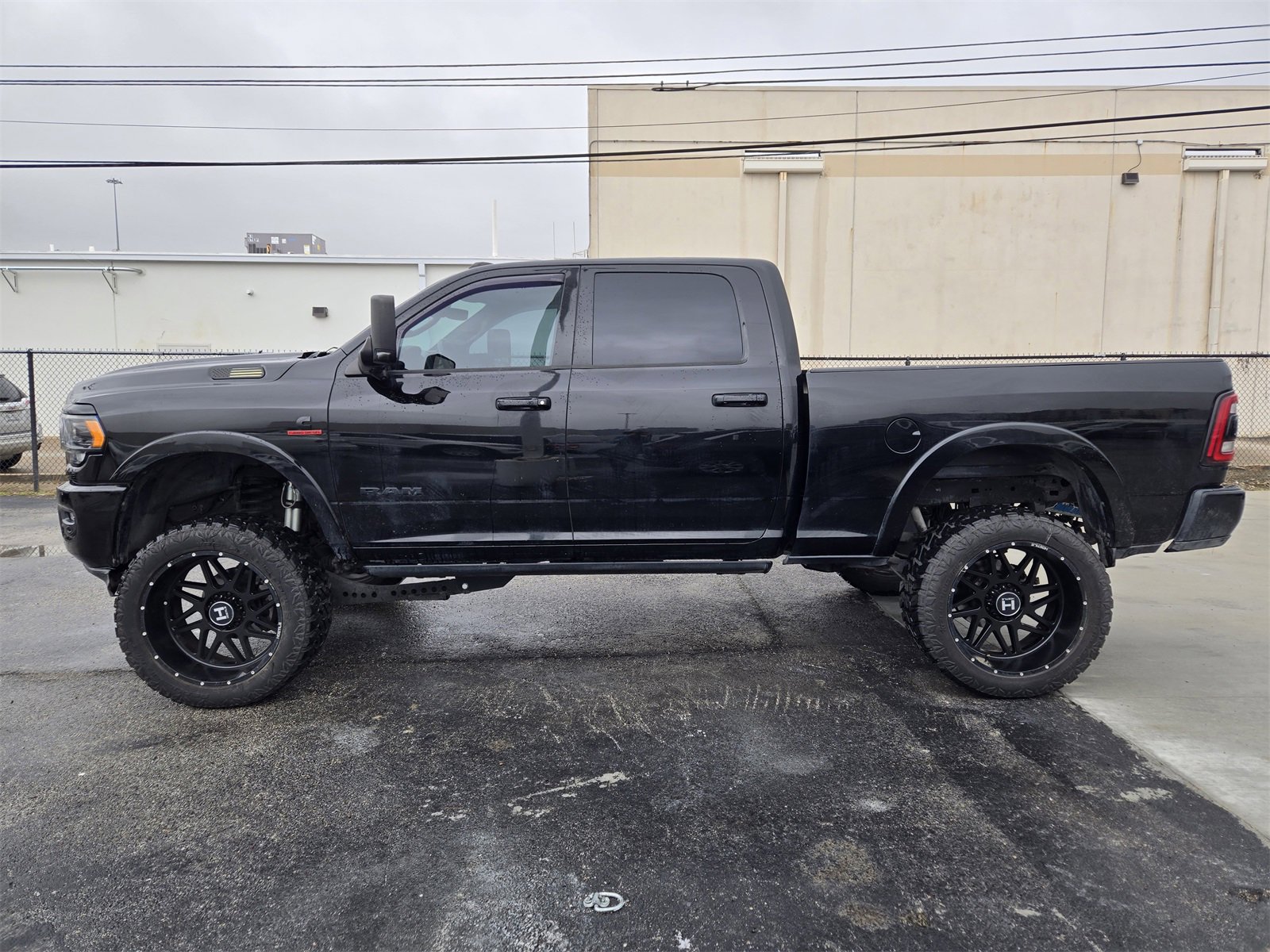 Used 2020 RAM 2500 Limited image 4