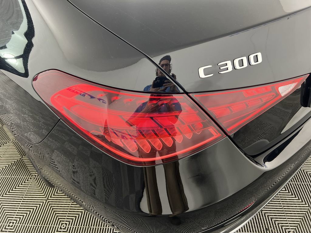 Used 2025 Mercedes-Benz C 300 4MATIC Sedan image 35