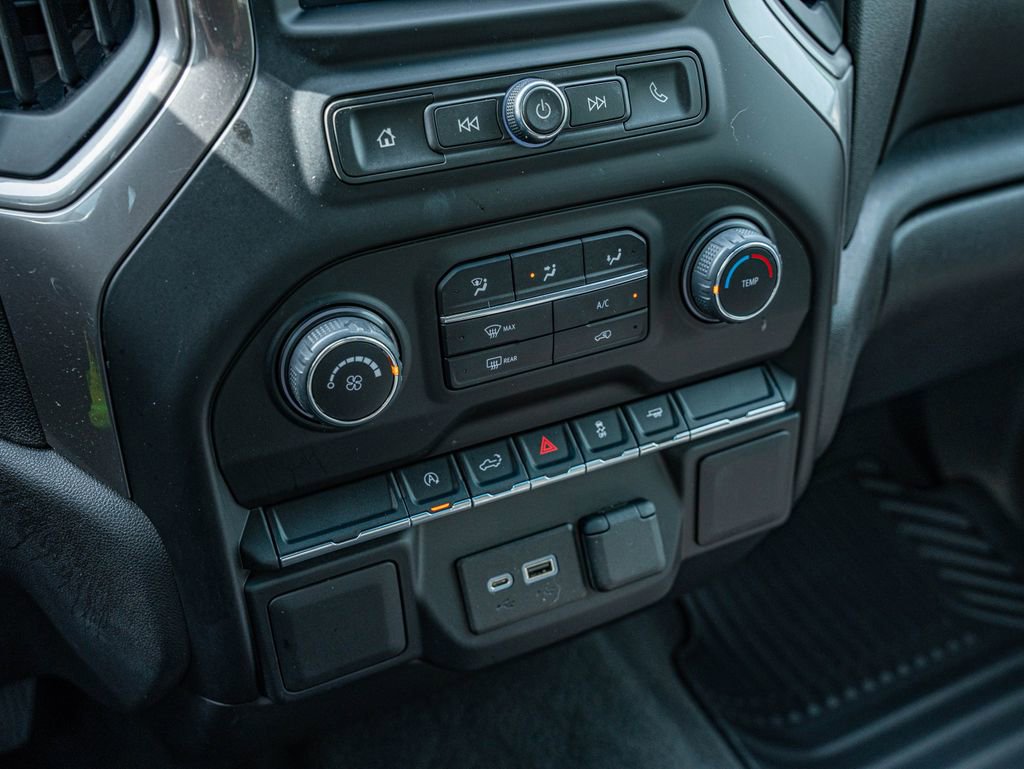 Used 2022 Chevrolet Silverado 1500 Custom RWD image 25