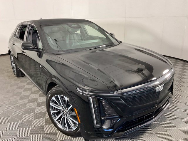 Certified 2024 Cadillac Lyriq Sport w/ LPO, Floor Liner Package AWD/4WD image 40