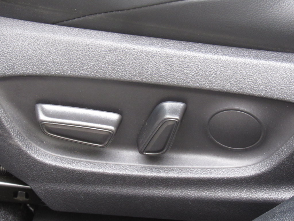Used 2024 Toyota Corolla XSE FWD image 12