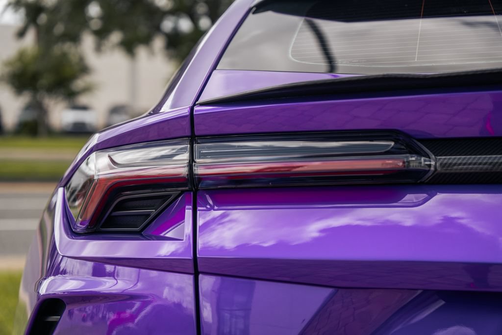 Used 2021 Lamborghini Urus AWD/4WD image 12