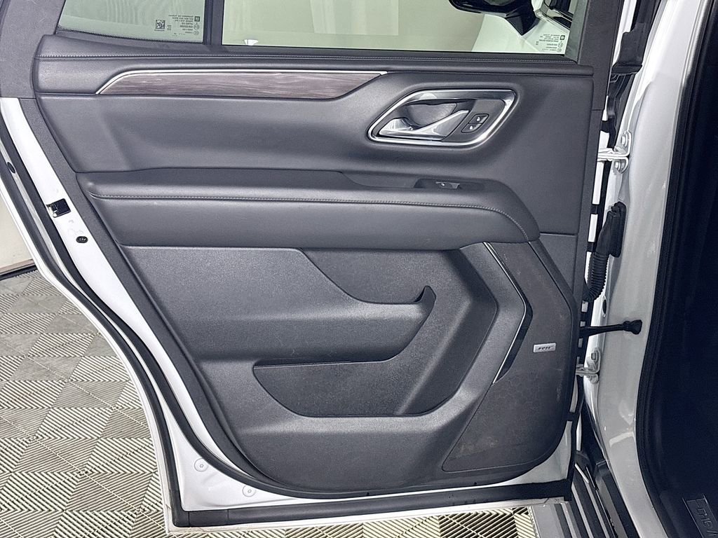 Used 2024 Chevrolet Tahoe LT image 19
