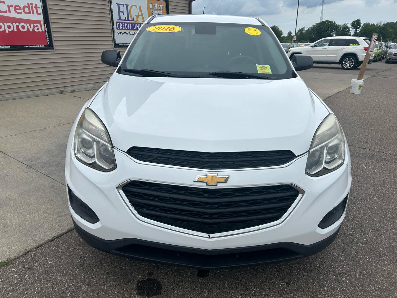 Used 2016 Chevrolet Equinox LS AWD/4WD image 2
