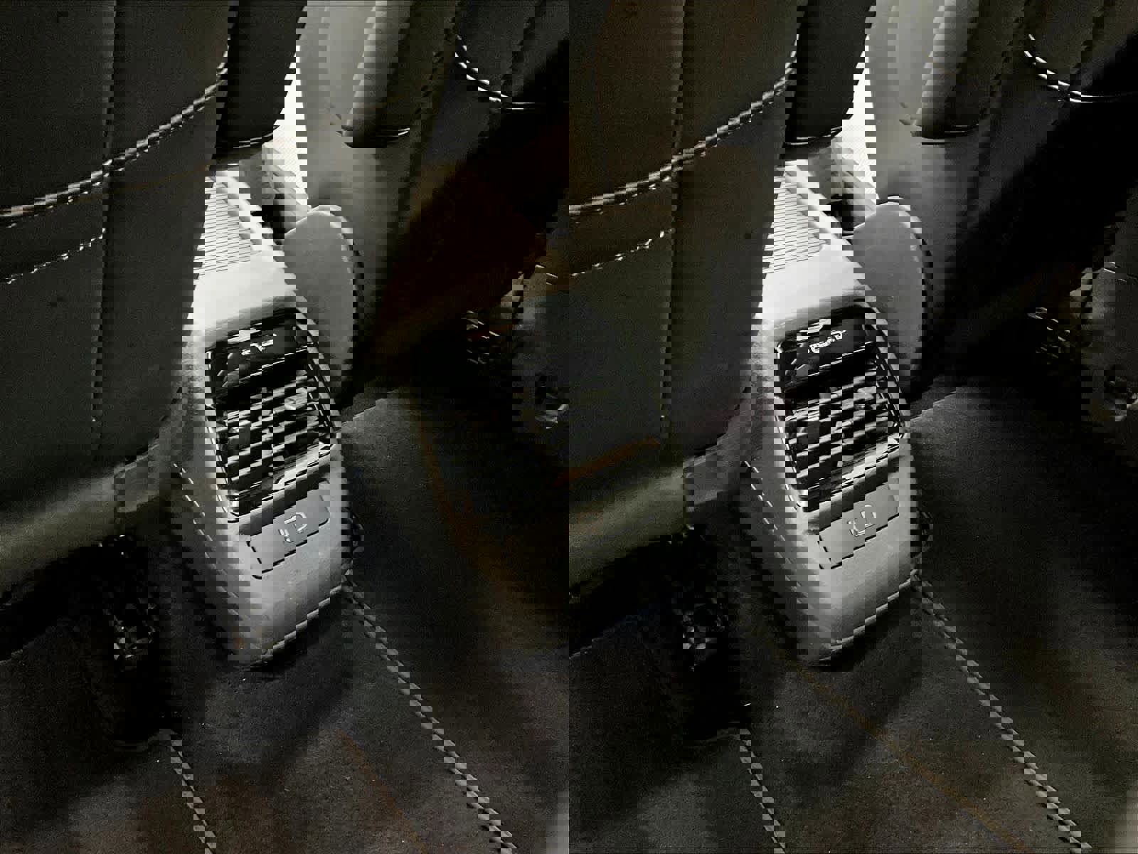 Used 2022 Volkswagen ID.4 Pro S w/ Gradient Package image 38