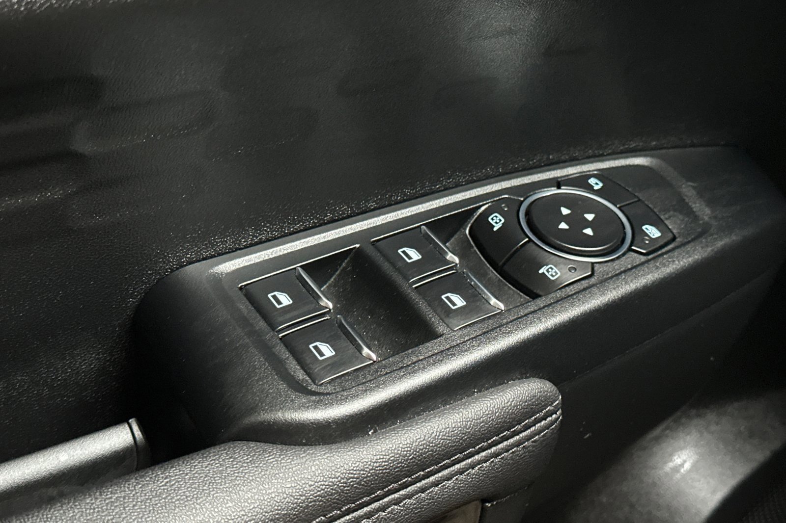 Used 2025 Ford Ranger XLT w/ Equipment Group 301A High image 12