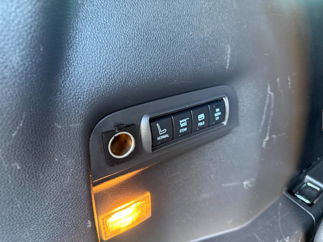 Used 2014 Ford Explorer Limited w/ Equipment Group 302A image 19