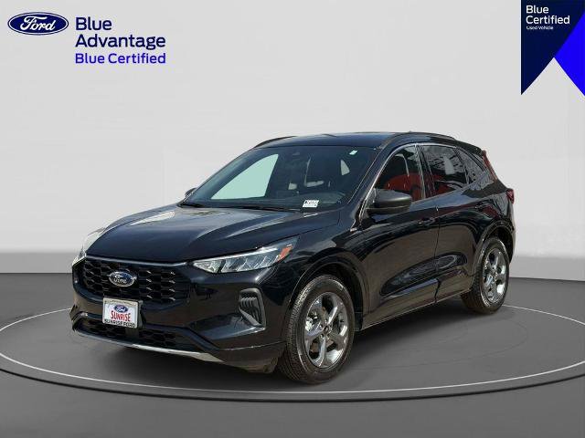 Certified 2024 Ford Escape ST-Line AWD/4WD image 1