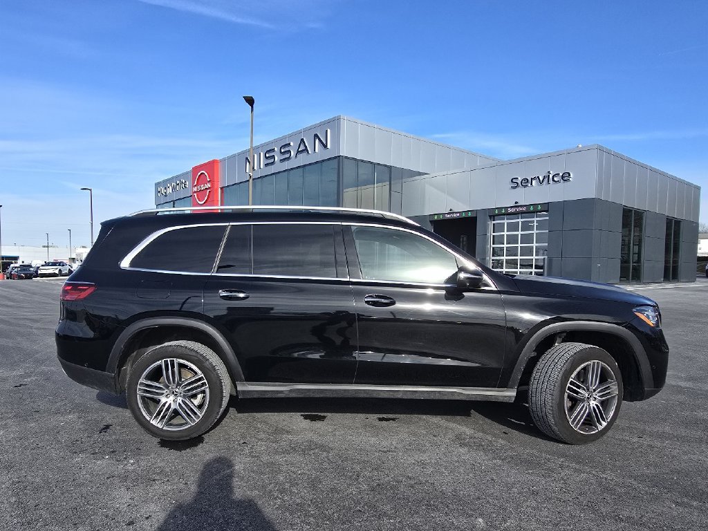 Used 2025 Mercedes-Benz GLS 450 4MATIC image 15
