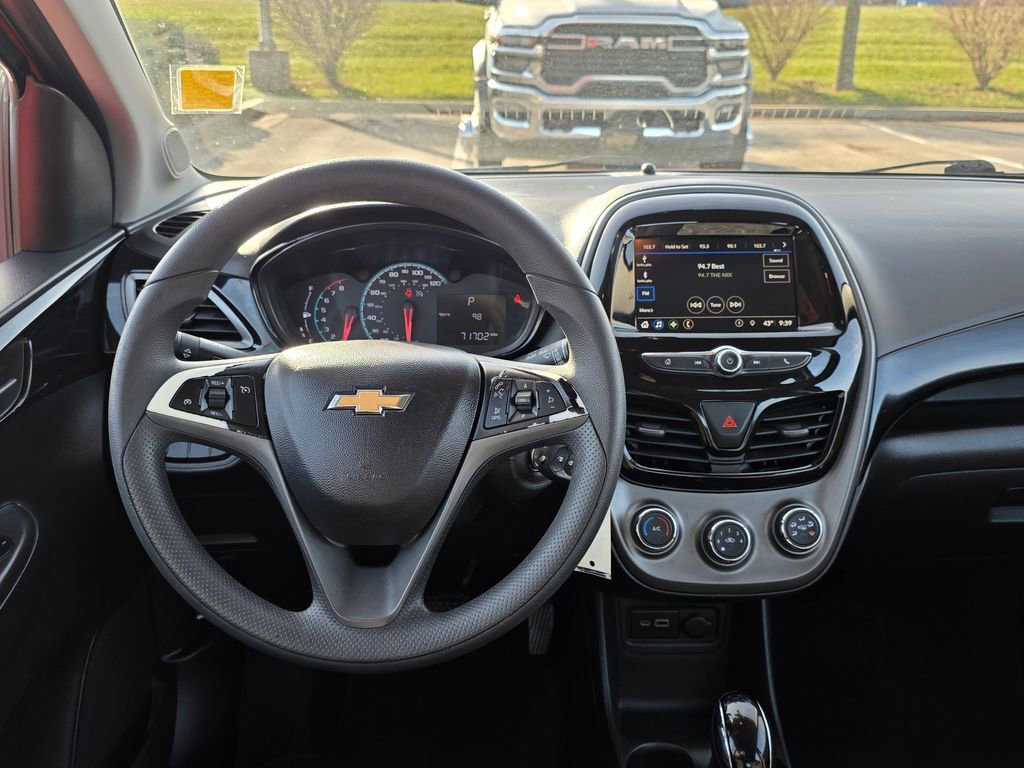 Used 2019 Chevrolet Spark LT image 32