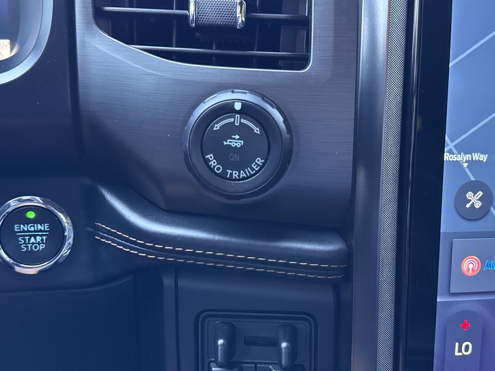 Used 2023 Ford Expedition Platinum RWD image 27