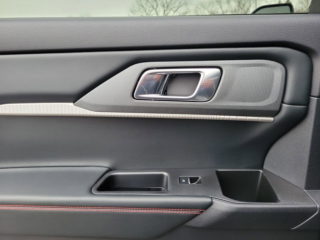 New 2026 Ford Explorer ST-Line w/ ST-Line Street Pack image 14