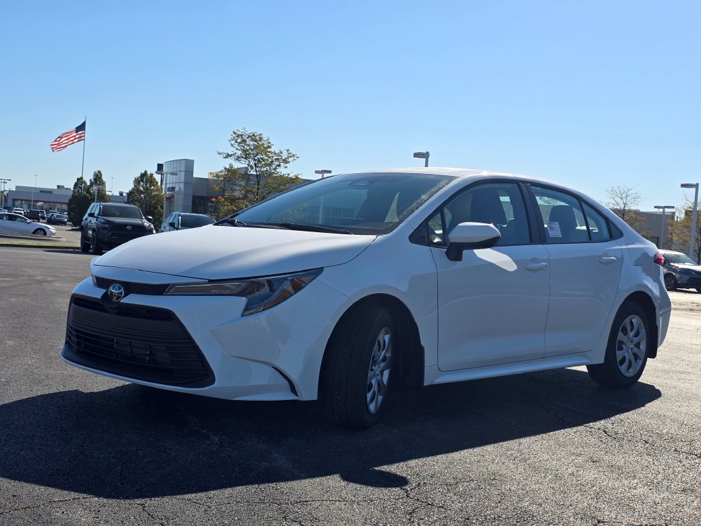 New 2027 Toyota Corolla LE FWD image 9
