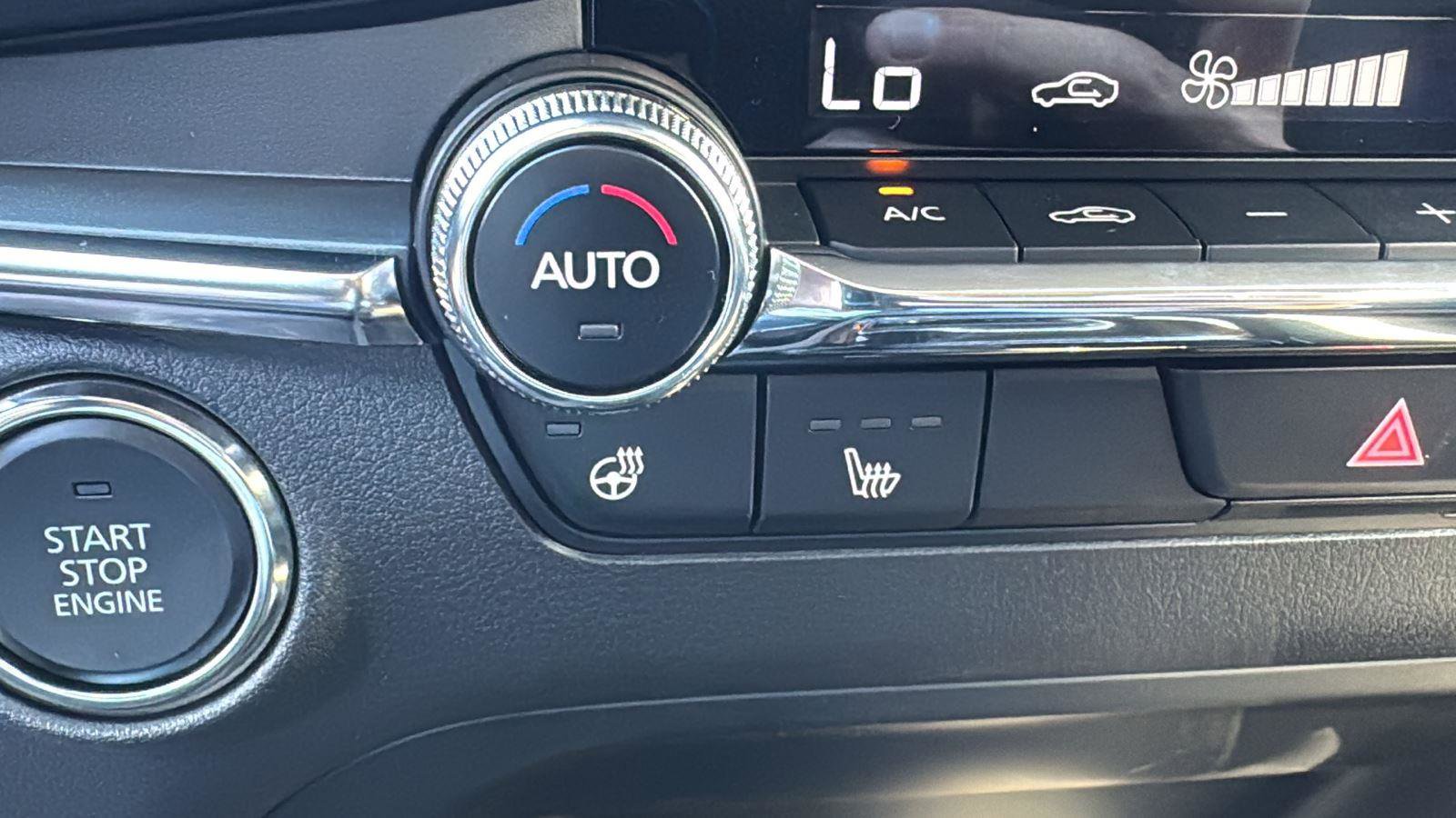 New 2026 MAZDA MAZDA3 2.5 Turbo Sedan w/Premium Plus image 17