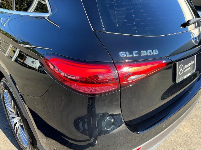 Used 2026 Mercedes-Benz GLC 300 4MATIC image 25