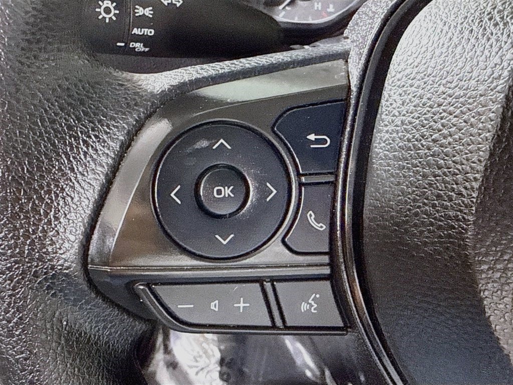 Used 2024 Toyota Corolla LE FWD image 13