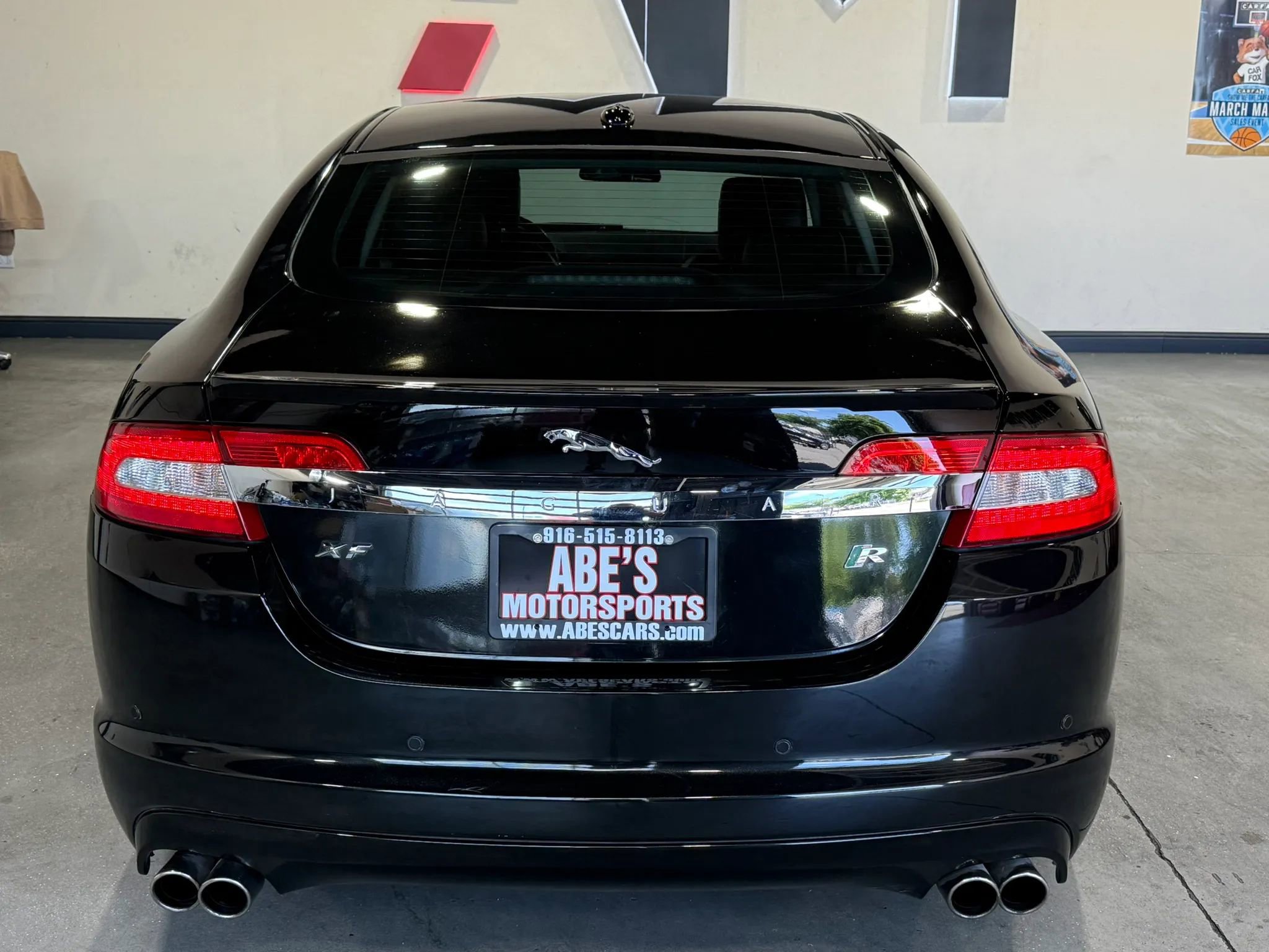 Used 2011 Jaguar XF R RWD image 5