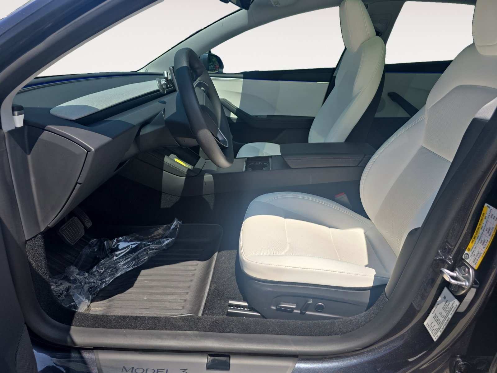 Used 2025 Tesla Model 3 Long Range AWD/4WD image 20