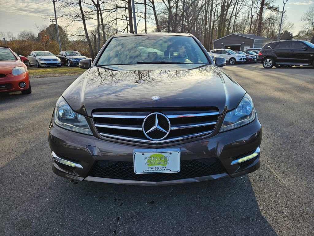 Used 2014 Mercedes-Benz C 300 4MATIC Sedan image 2