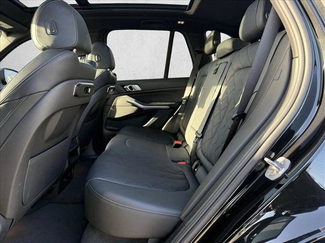 Used 2024 BMW X5 sDrive40i w/ Parking Assistance Package RWD image 14