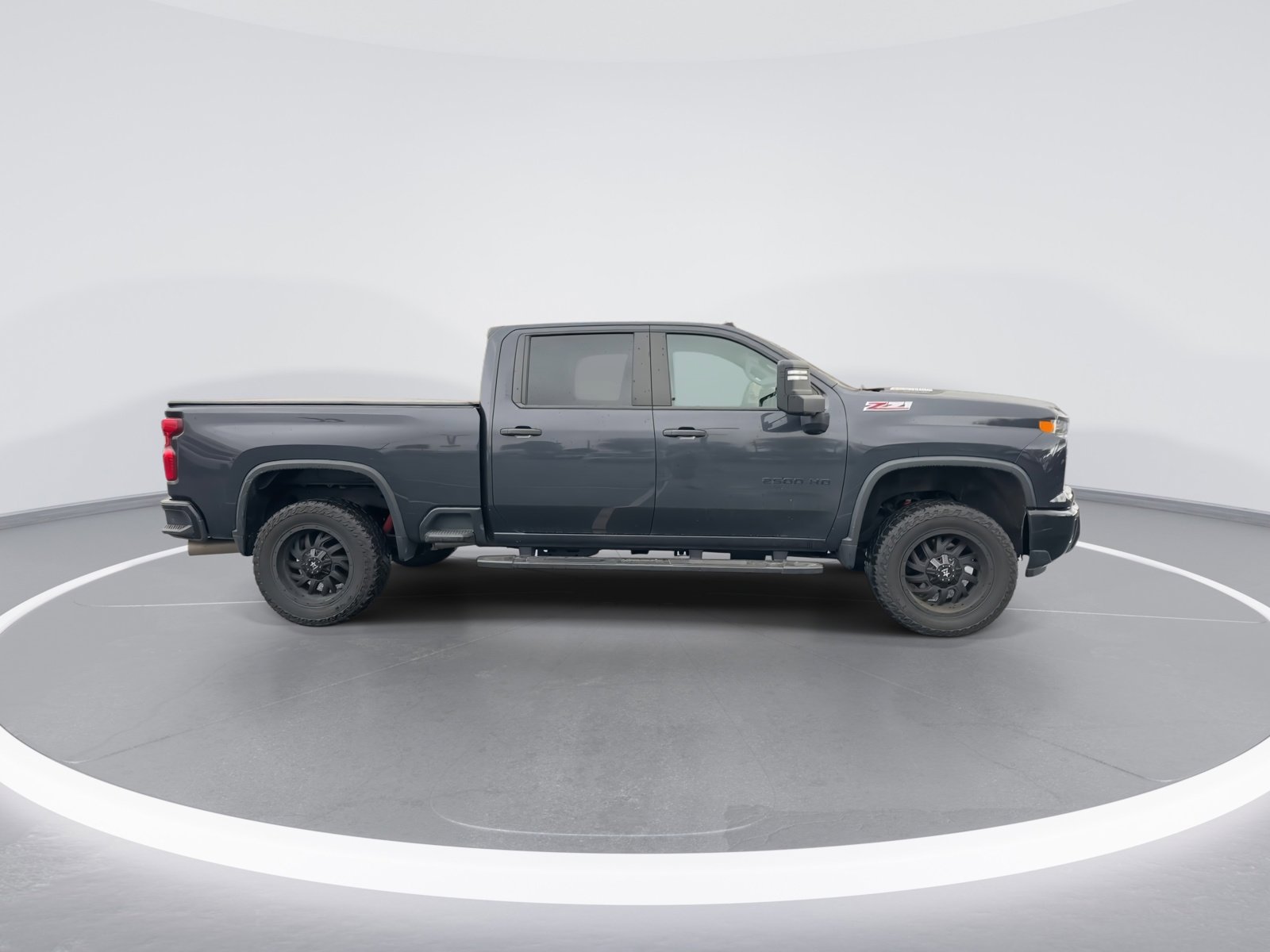 Used 2024 Chevrolet Silverado 2500 Custom w/ Custom Value Package image 10
