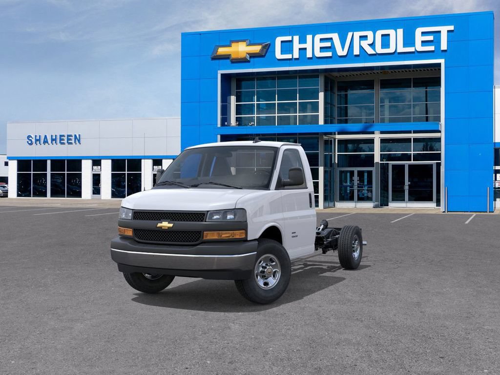 New 2026 Chevrolet Express 3500 w/ Power Convenience Package RWD image 10