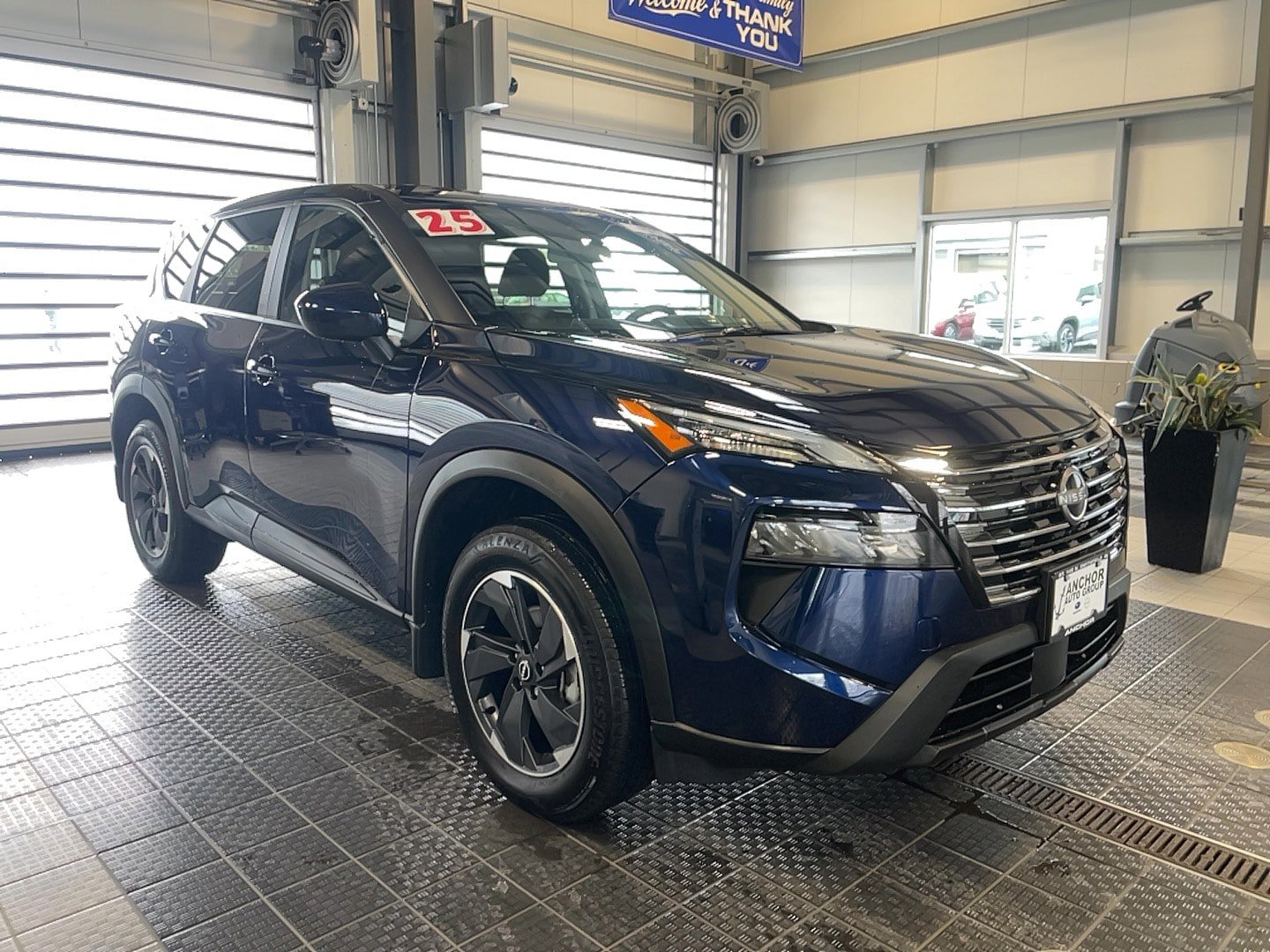 Used 2025 Nissan Rogue SV video 1