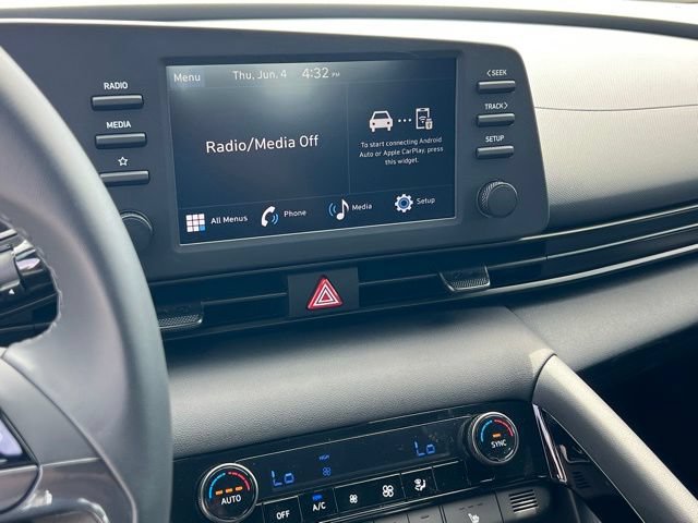 New 2026 Hyundai Elantra SEL Sport Premium w/ Cargo Package FWD image 19