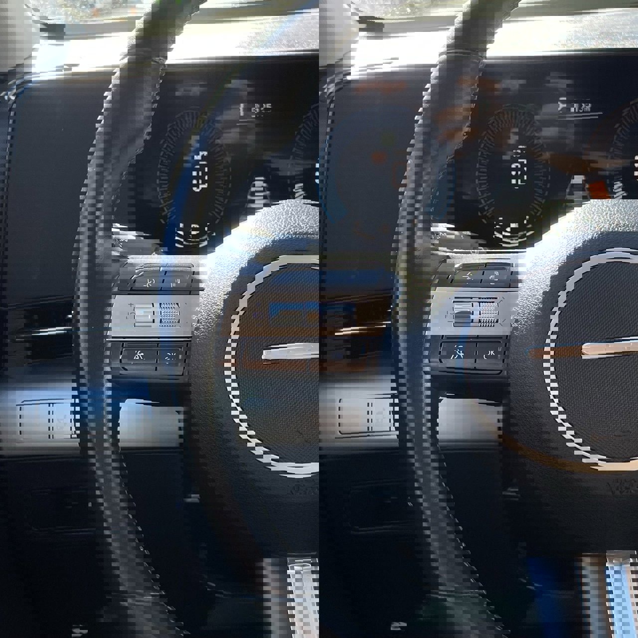 Used 2024 Hyundai Kona SEL image 13