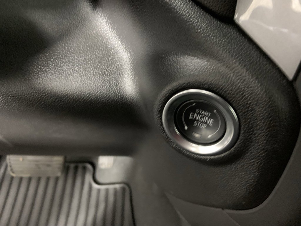 Used 2025 GMC Sierra 1500 Pro w/ Convenience Package image 29