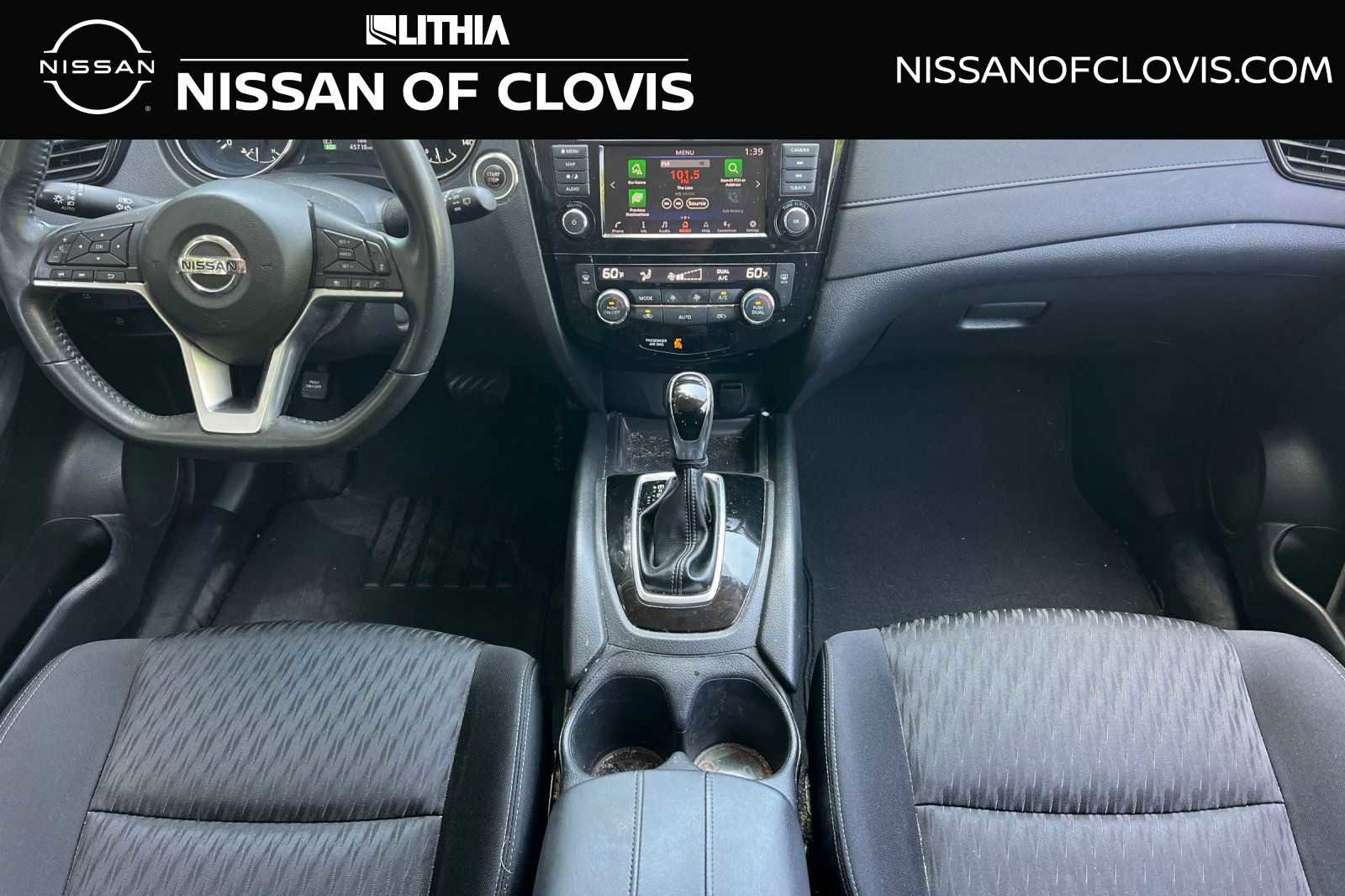 Used 2018 Nissan Rogue SV w/ Premium Package FWD image 1