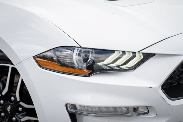 Used 2018 Ford Mustang Premium RWD image 8